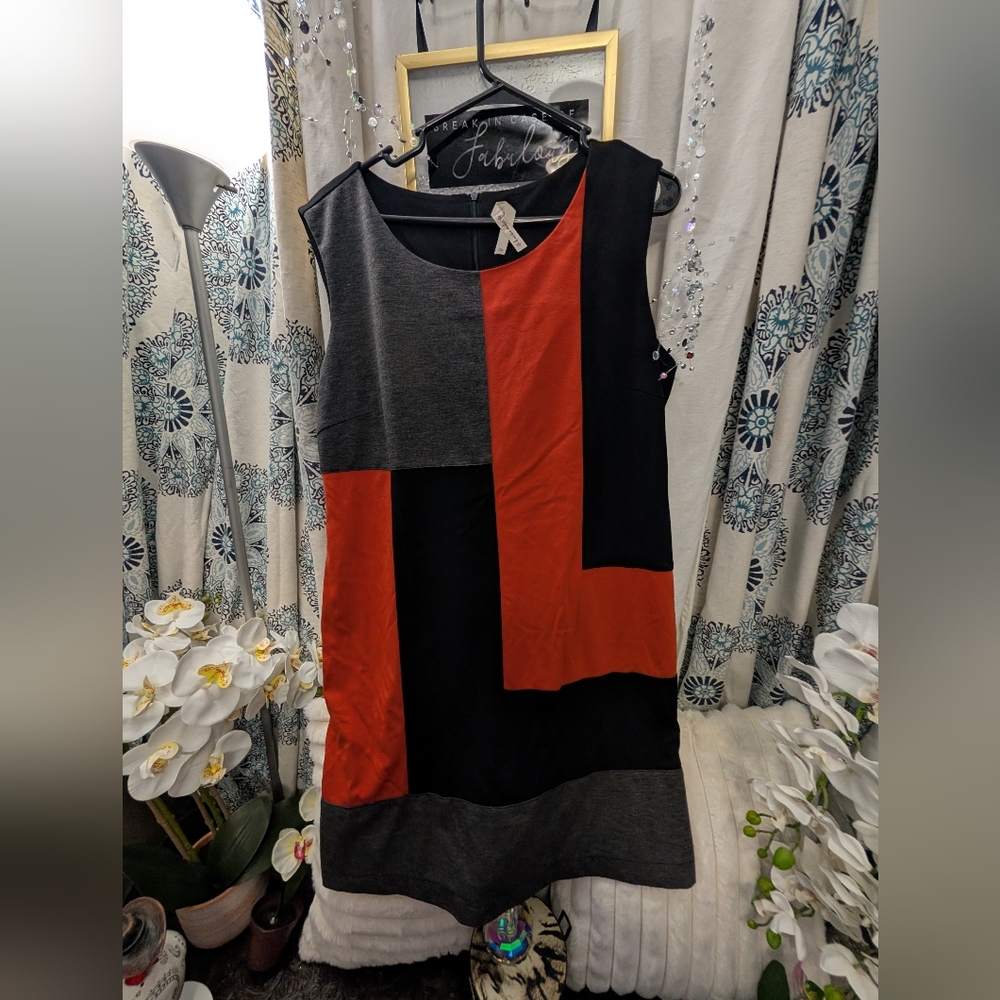 Kristin Miles Black, Gray, and Red Midi Dress